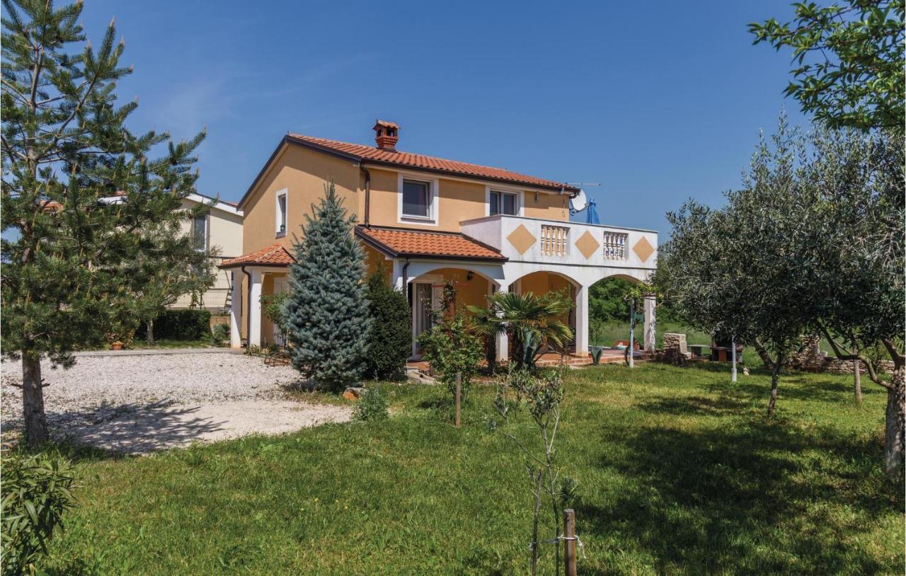 Nice Apartment In Kastel With Kitchen Exterior photo
